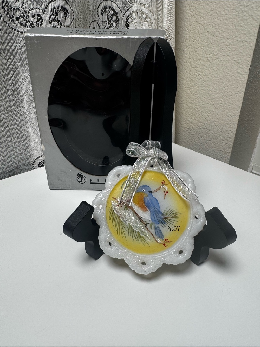 Fenton 2007 Winter Bird Glass Ornament Signed P Louderman QVC with Box